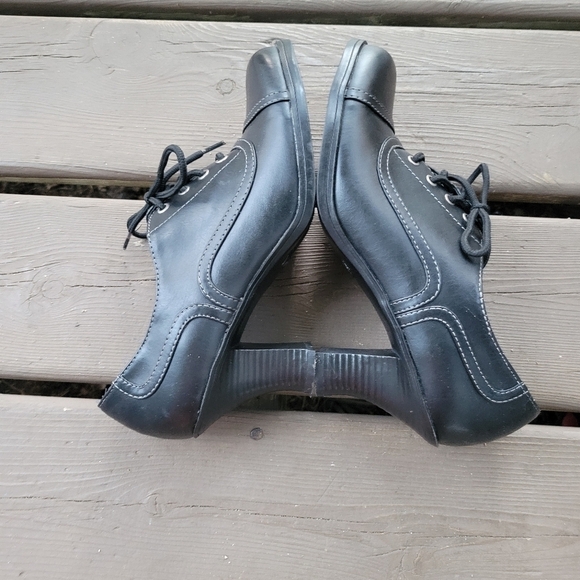 Vintage 90s y2k Mudd Floppy Black Vegan Faux Leather Heeled Cap Toe Oxfords 9.5 - Picture 2 of 8